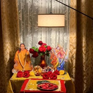 Meet your Posher, Shruti